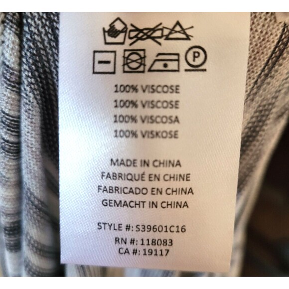 Minnie Rose Sz XS/S Gray Fringe Oversized Scoop Neck Viscose Boho Western Poncho - Picture 7 of 7